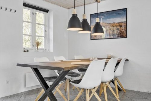 Stuen, spisebord